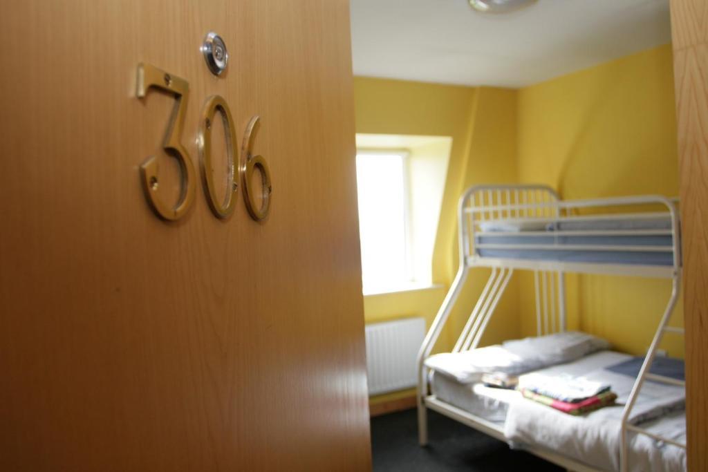 Kinlay House Hostel *