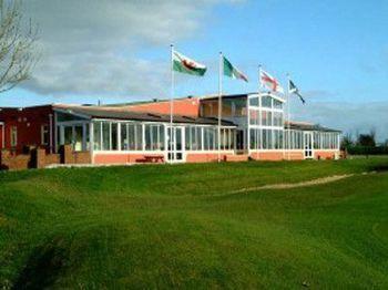 Hotel Fernhill Golf & Country Club 3*