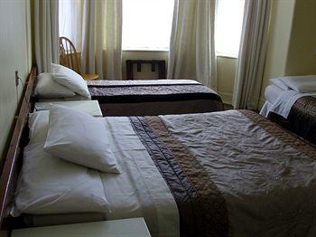 Garnish Hotel 3*