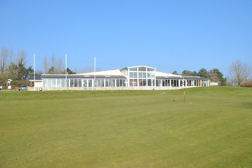 Fernhill Golf & Country Club Hotel 3*