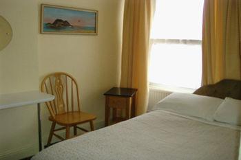 Garnish Hotel
