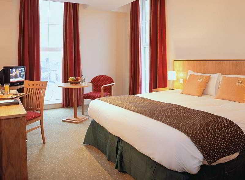 Hotel Maldron Shandon 4*