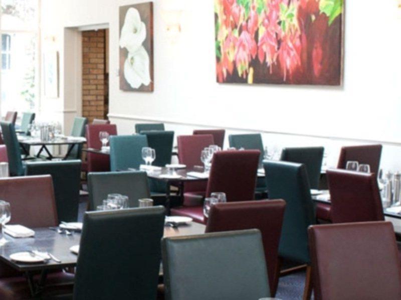 Hotel Isaacs