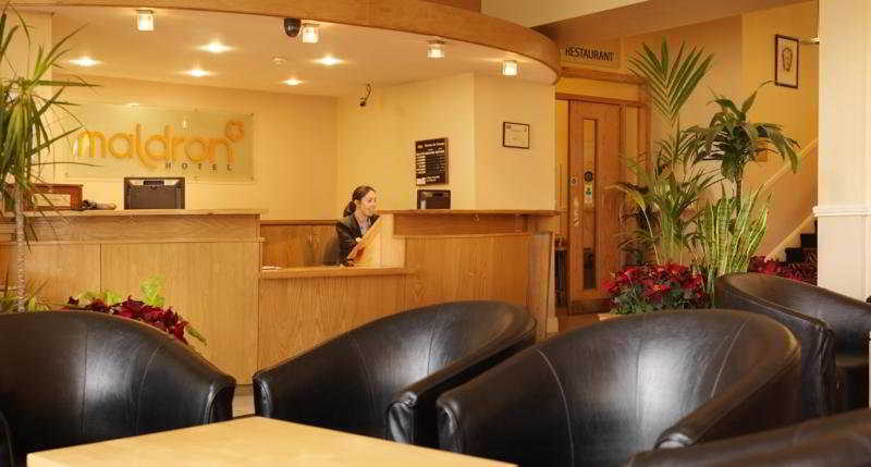 Maldron Shandon Hotel 4*