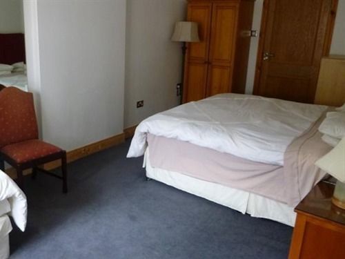 Acton Lodge Guesthouse Bed & Breakfast