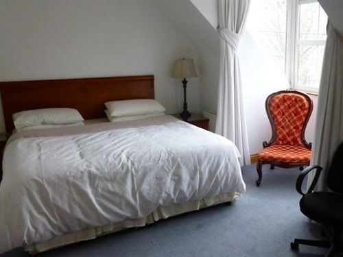 Acton Lodge Guesthouse Bed & Breakfast 3*