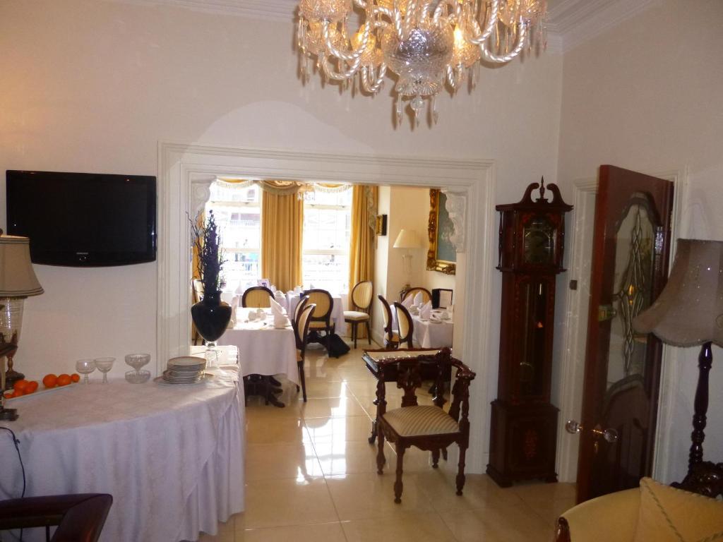 The Blarney Stone 4*