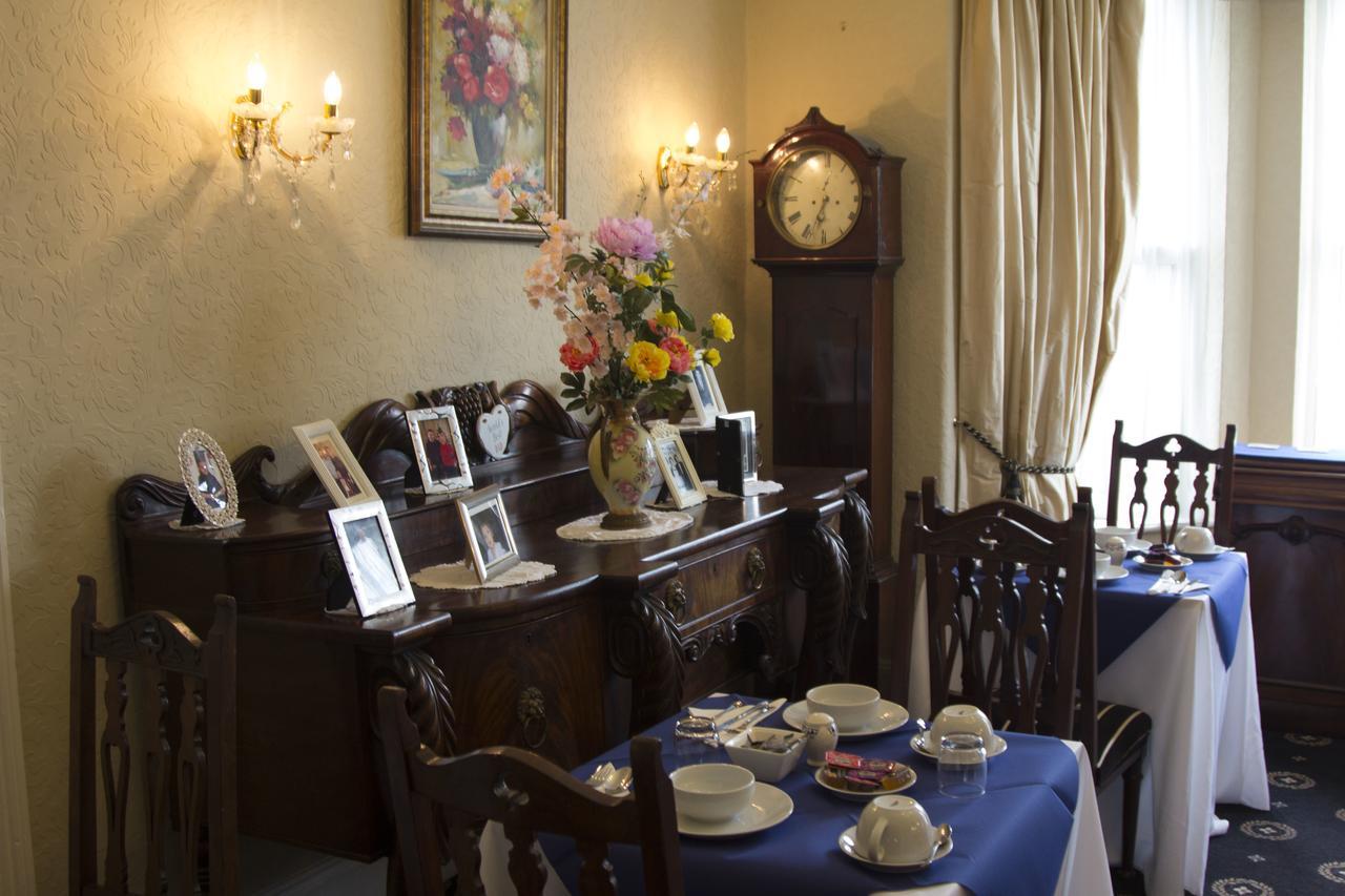 Hazelton House Bed & Breakfast 3*