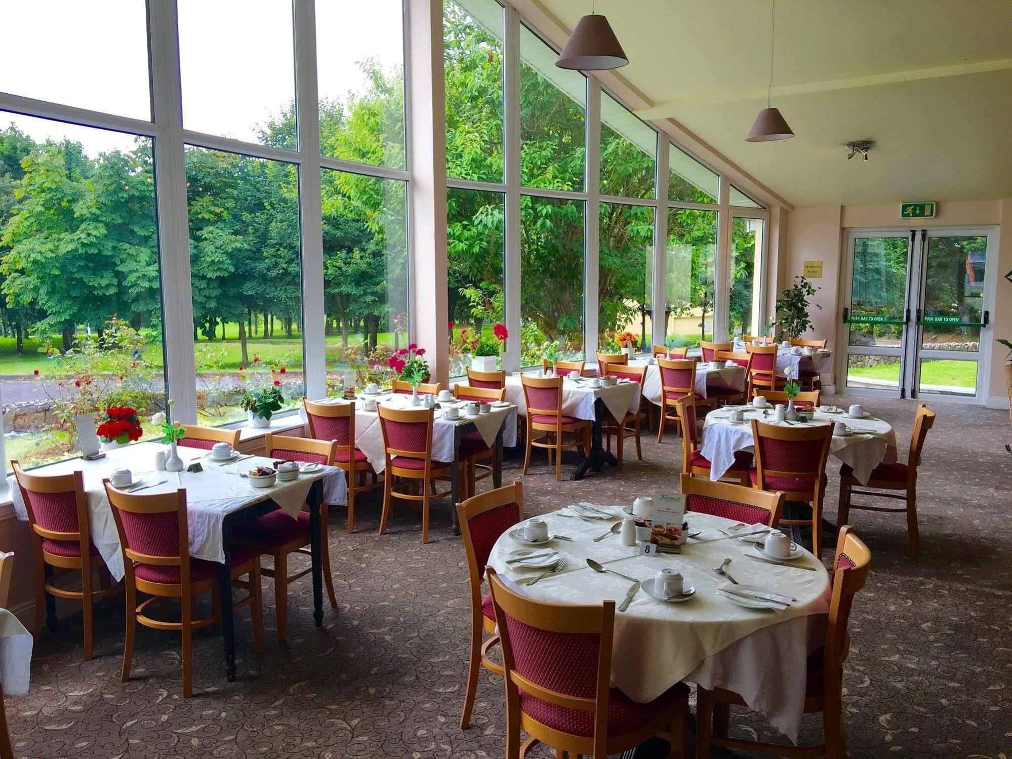 Hotel Fernhill Golf & Country Club 3*