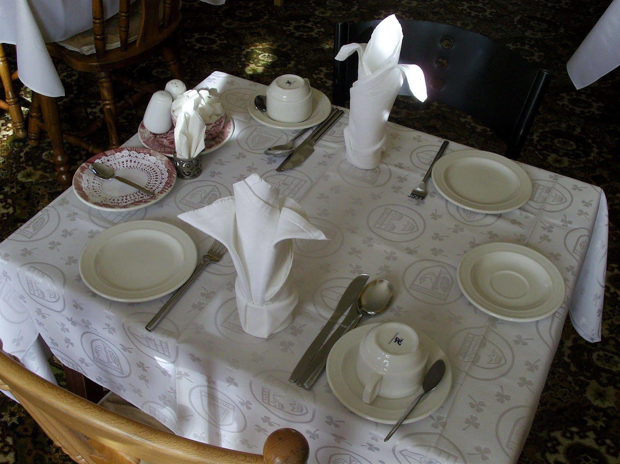 Hotel Garnish 3*